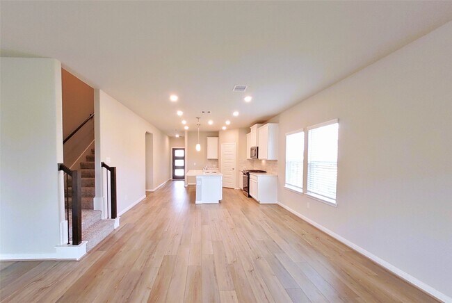 Photo - 6634 Bridge Mountain Trl