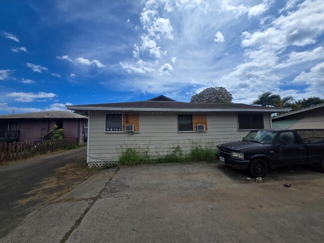 Photo - 84-956-956 Hanalei St