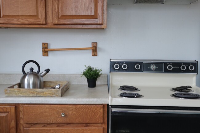 Photo - 5801 Douglas St Unit Apt 3