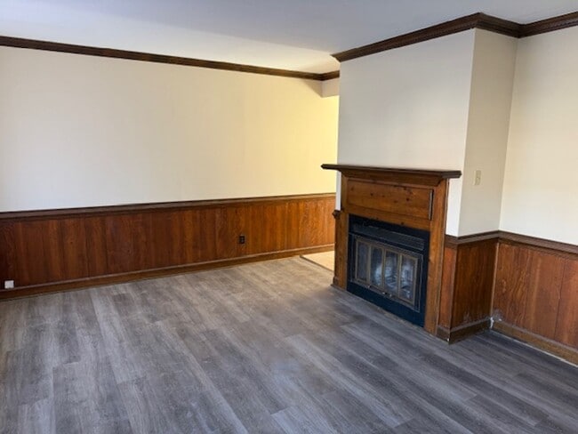 Photo - Three Bedroom 1.5 Bath Townhouse in Wester...