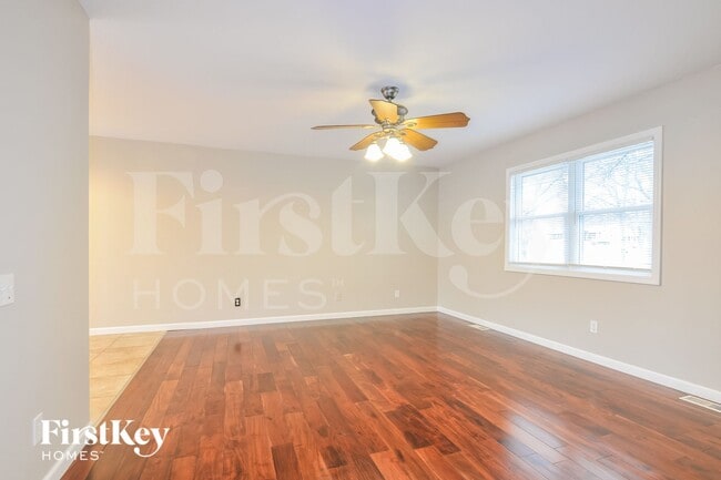 Photo - 1562 Glenage Dr