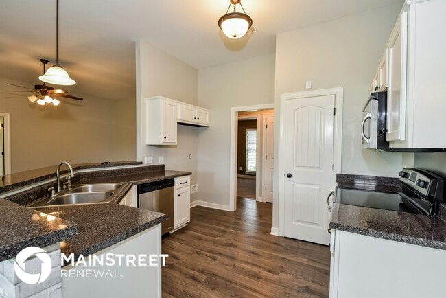 Photo - 8286 Willow Dr