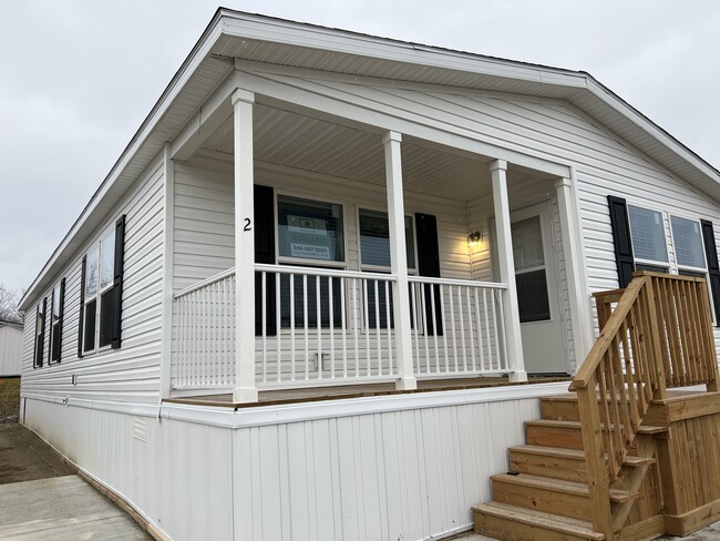 Building Photo - 2 Sycamore