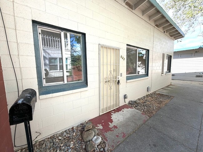 Building Photo - Biker’s Paradise: Cozy 2BR Duplex Steps from UC Davis & Downtown.