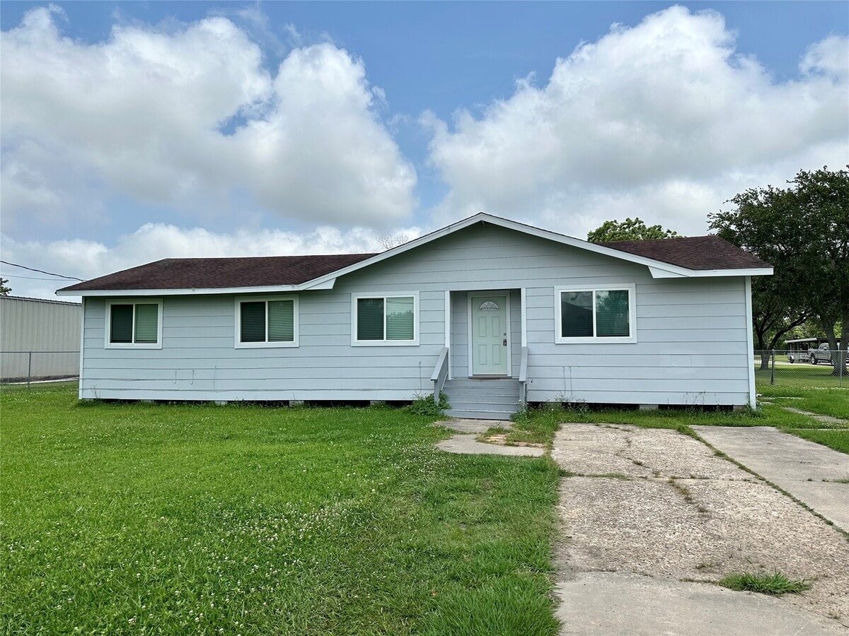 Photo - 6315 Avenue T House