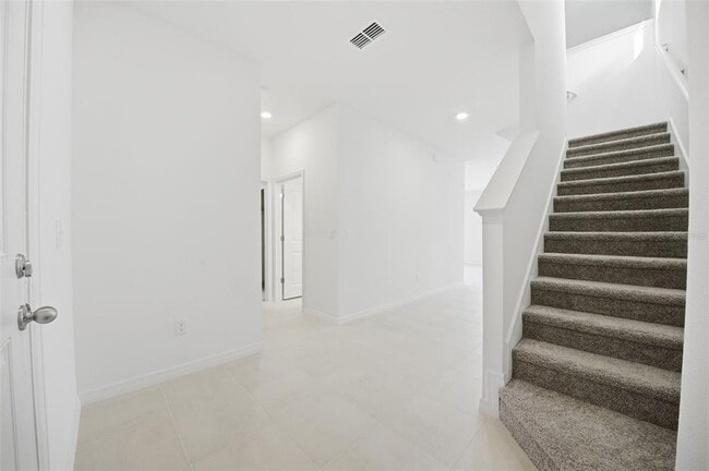 Photo - 37411 Roanoke River Wy