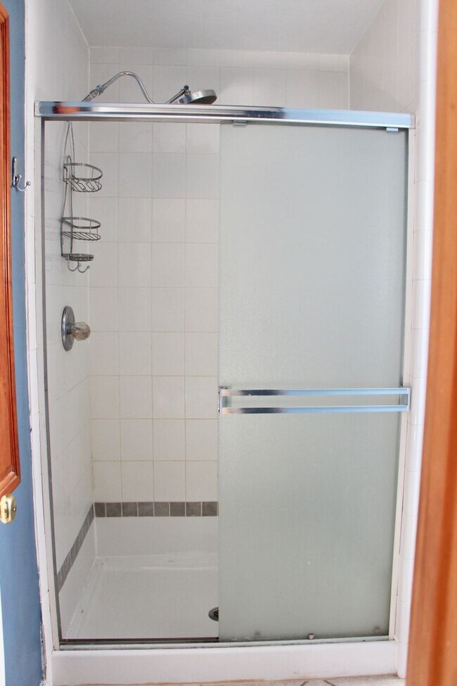 Manitou Springs 2 bedroom / 1 bath Availab... Rental House Rental in