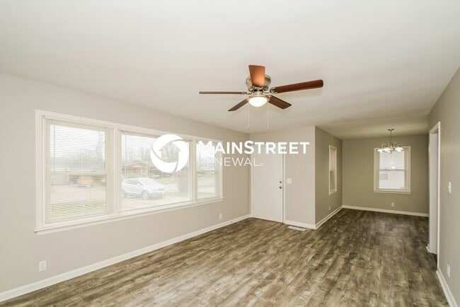 Photo - 3 Bedroom Pet-Friendly Home in Bessemer, AL with Main Street Renewal