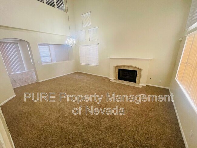 Photo - 266 Bluefield Ln