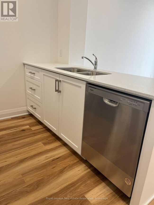 Photo - 1936 Rymal Rd E Unit 502