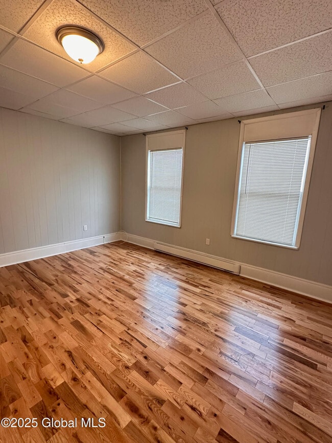 129 Main St Unit 1