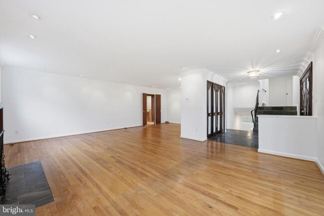 Photo - 5804 Lenox Rd