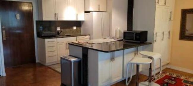 Kitchen - 1435 4th St SW Unit B 306