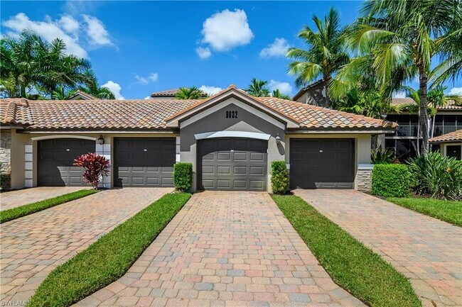 9832 Venezia Cir