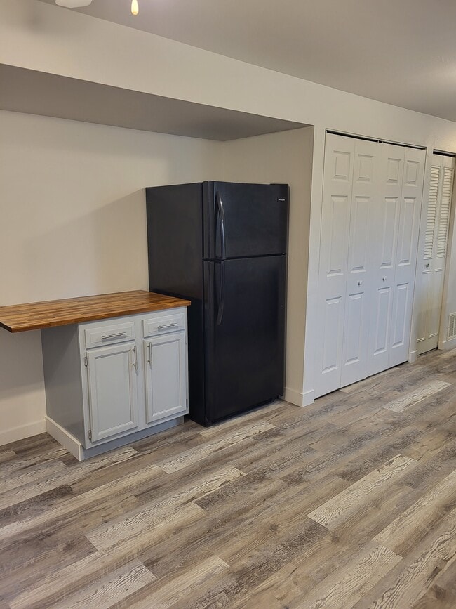 Photo - 1405 Tappan Cir