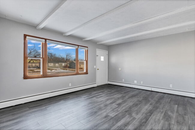 Photo - 101 Fairmont Blvd