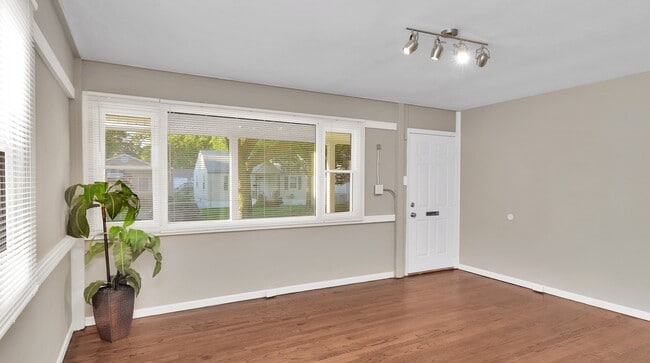 Photo - U. City - Beautiful Rehabbed home for rent