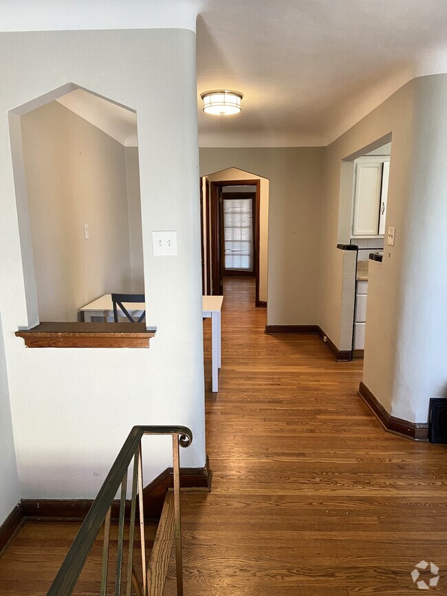 Building Photo - 5818 Mardel Ave Rental