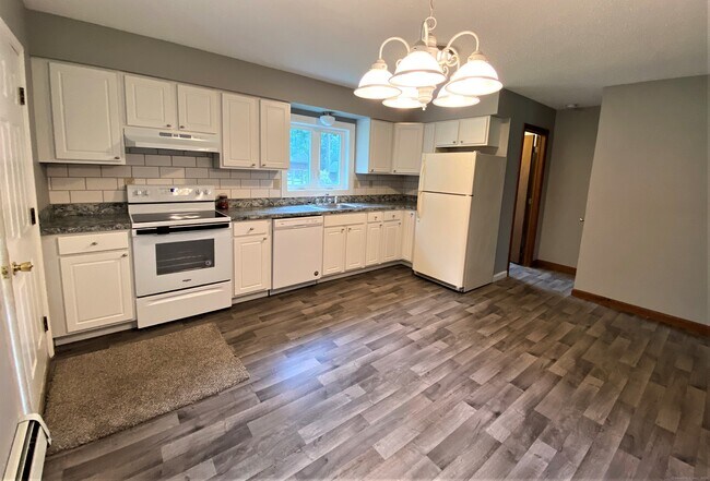 Photo - 254 Chestnut Hill Rd