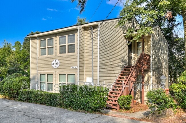 Photo - 1402 Johns Rd