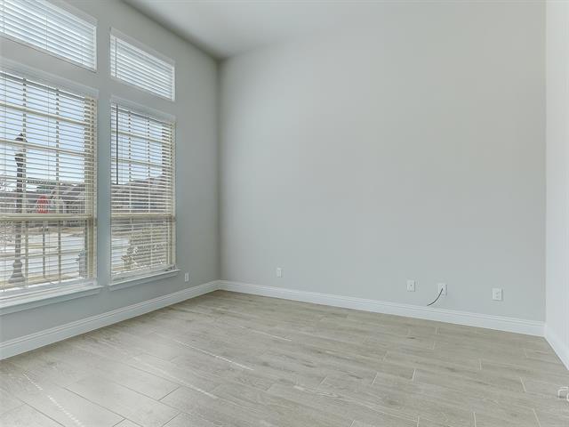 Photo - 1228 Horsetail Dr