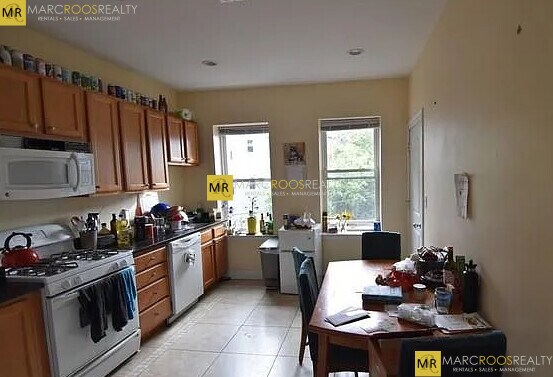 Photo - 191 Boylston St