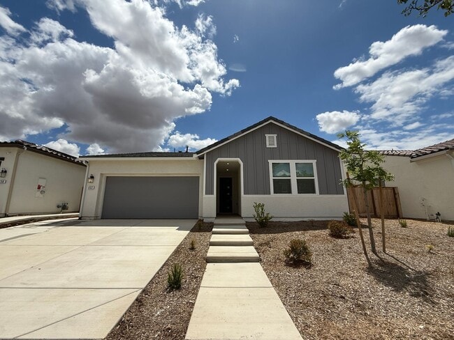 Photo - 3 bedroom, 2 bathroom home located in the vibrant community of Madera, CA