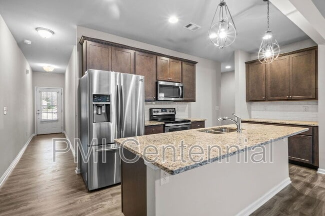 Photo - 537 Jefferson Chase St