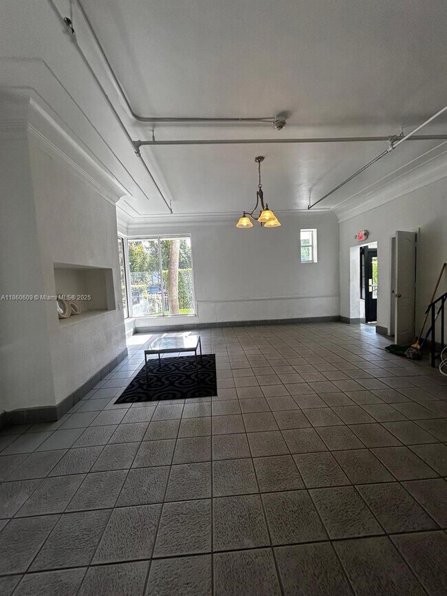 Photo - 820 Euclid Ave Unit 206
