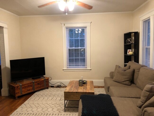 Photo - 192 Florence St Unit 1
