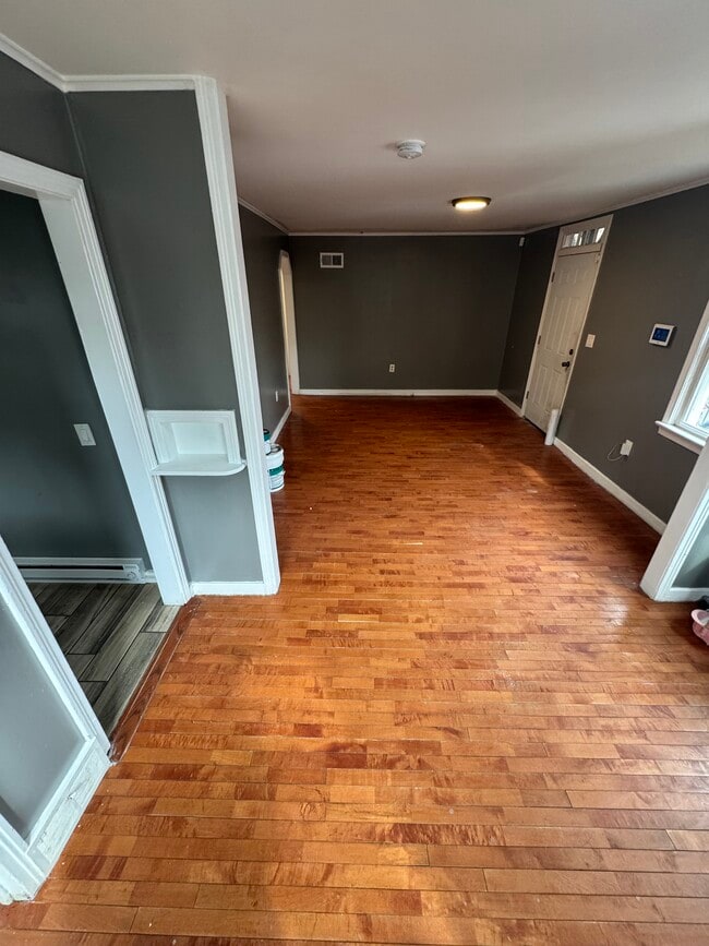 Photo - 28 York Ave Unit 1