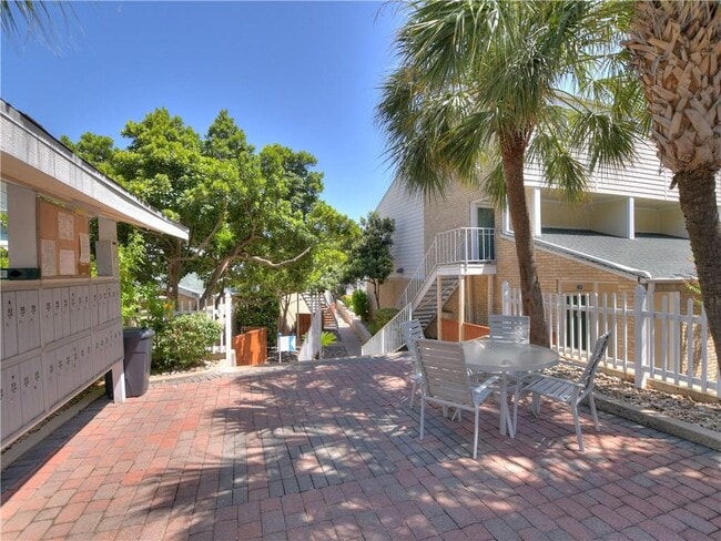 Photo - 1818 S Lakeshore Blvd Unit 20