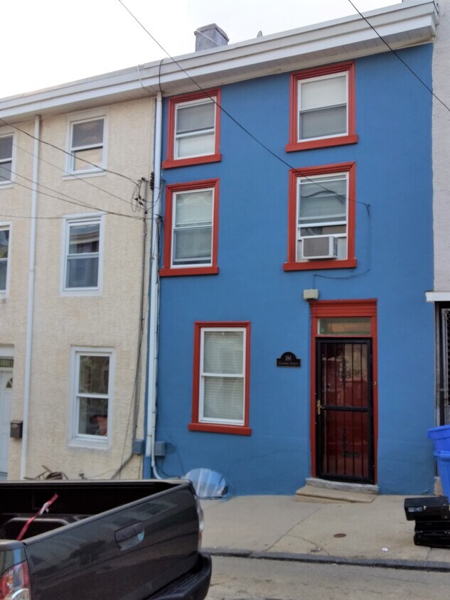 Photo - 186 Conarroe St (Philadelphia, PA)
