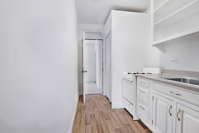 Photo - 195 35th St NE Unit 1