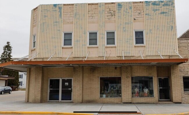 Photo - 184 W Wisconsin Ave Unit 4