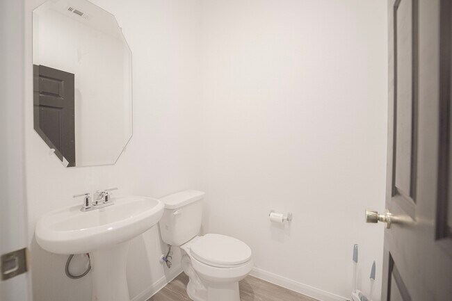 Photo - 10622 Cashew Run Ln