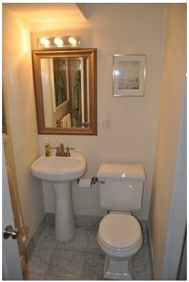 Building Photo - 60 Phillips St Unit 1