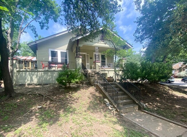 Building Photo - Walling Unit A