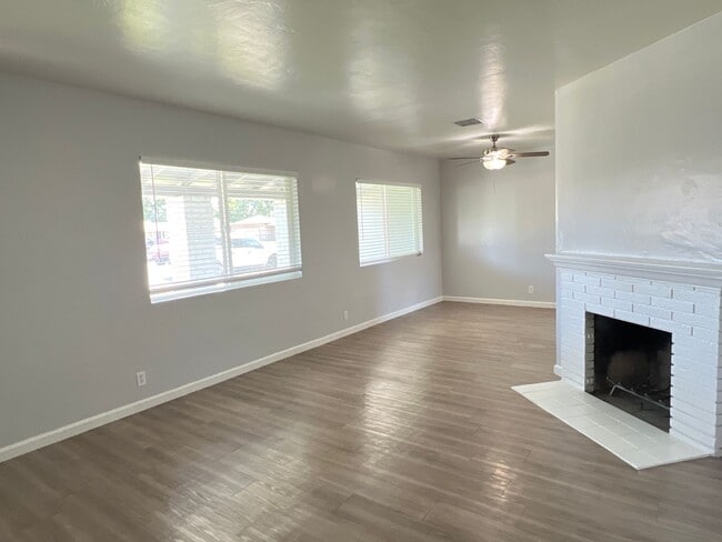 Photo - Remodeled 3 Bed Home w/ Fireplace, Garage & Huge Backyard – 93309