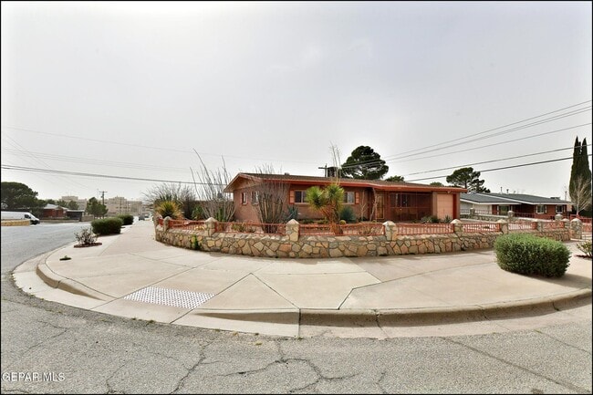 Building Photo - 7830 Basswood Ave