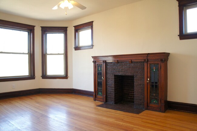 Photo - 2453 N Spaulding Ave