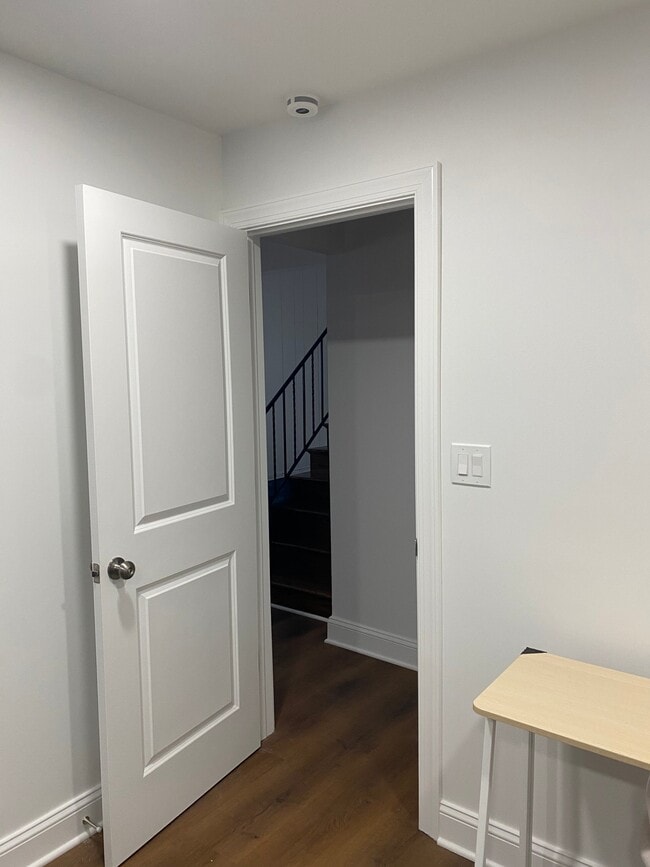 Photo - 2402 Parkers Ln