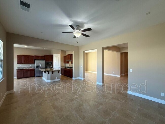 Photo - 1073 Kumara St