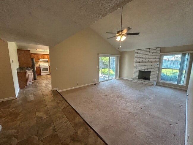 Photo - 670 Northwood Dr