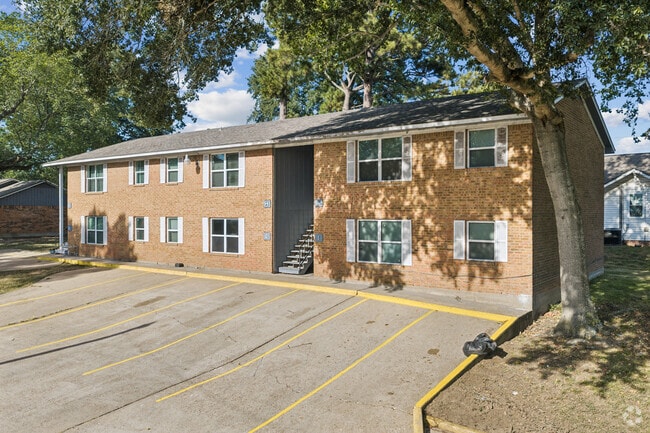 Building Photo - 1713 W Main St