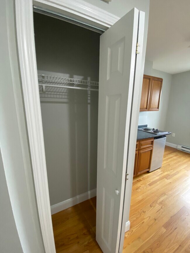 *Pictures are representative samples of the advertised unit. In some cases, the actual units you tou