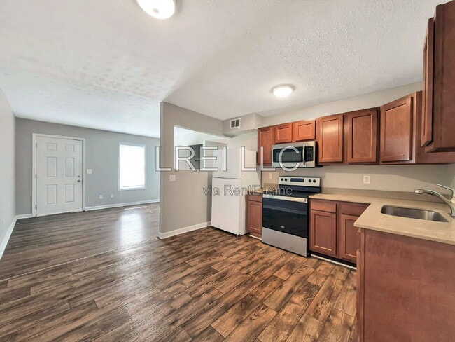 419 Wood Creek Dr Unit 4