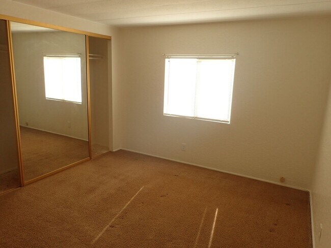 Photo - 1401 W Benson Ave
