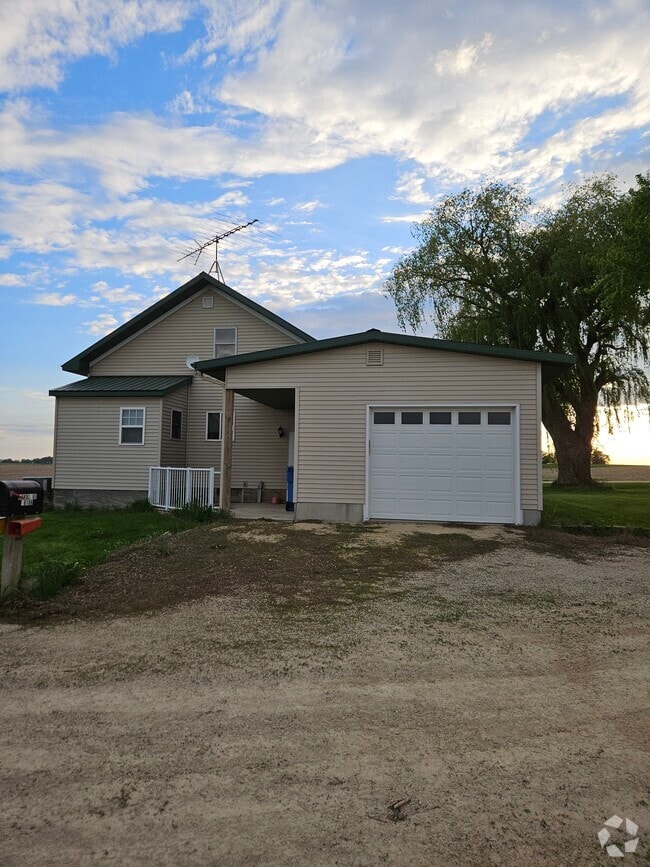 Building Photo - 26106 Ferndale Rd Rental