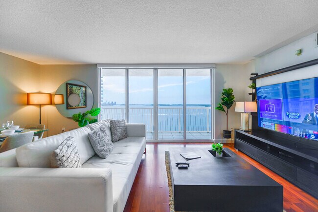 Photo - 1200 Brickell Bay Dr Apartment Unit FL18-ID1022199P